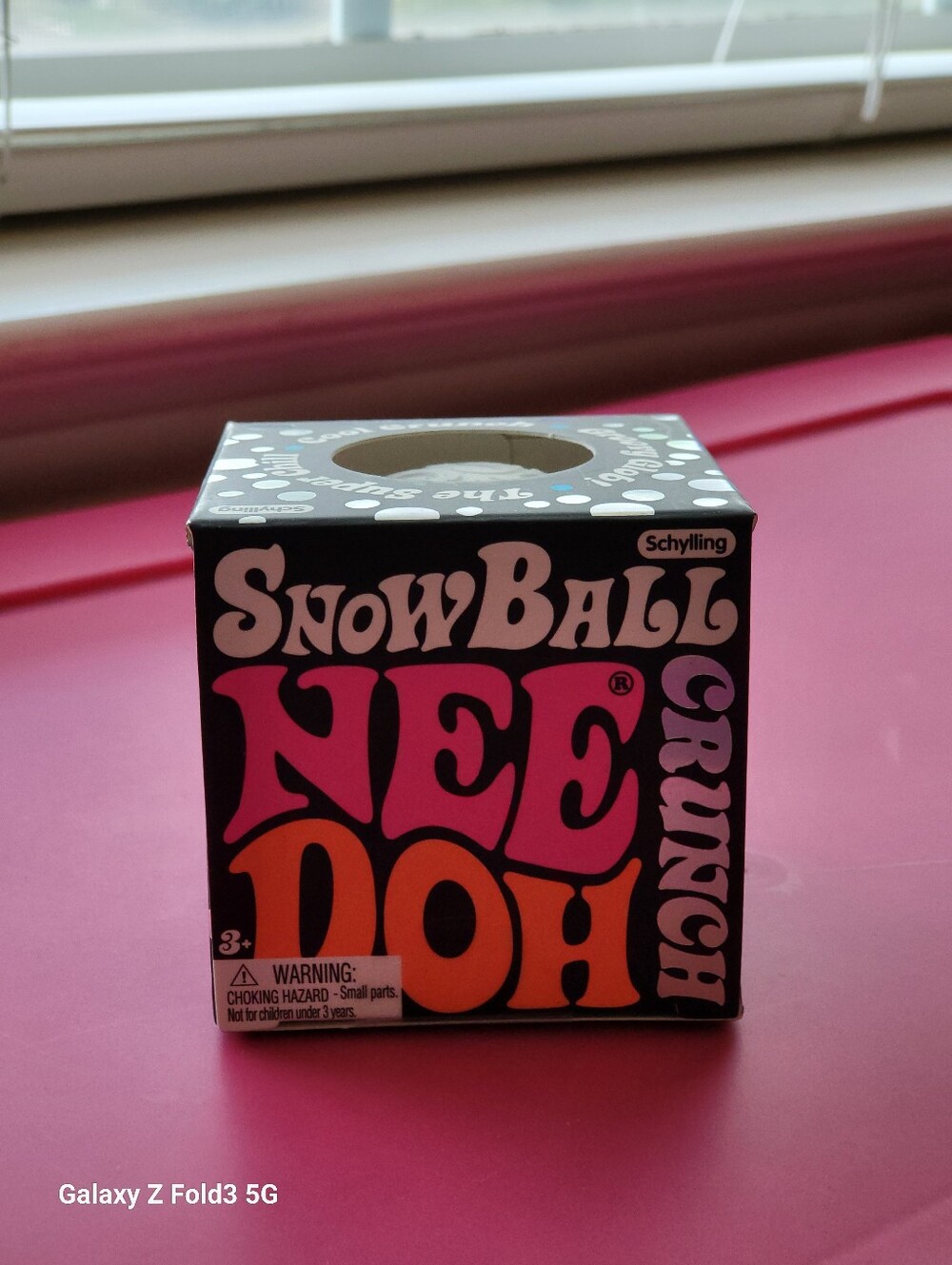 ♥️NWT♥️ NEEDOH SnowBall Crunch Kids Stress Toy